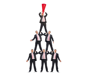 Allo, c’est la pyramide qui parle