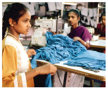 T-shirts revendus dix fois plus chers en Suisse