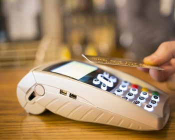 Paiements sans contact: faut-il se méfier?