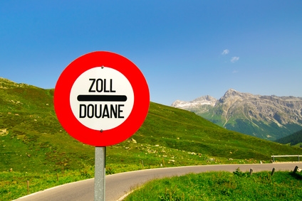 A la douane, il y a de quoi s’arracher les cheveux