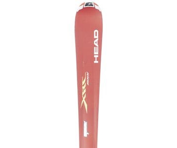 24 paires de skis: les skis pour dames ont séduit 