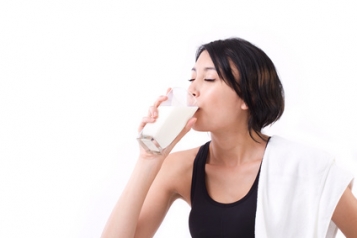 Contrôler son poids grâce au lait