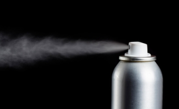 Déo sans alu, spray en alu: cherchez l’erreur!