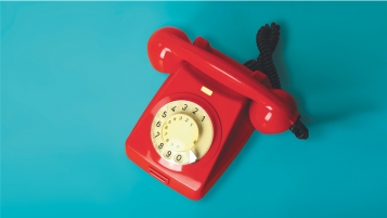 Le téléphone à cadran fait de la résistance
