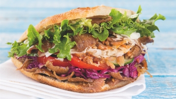 Des additifs phosphatés dans le kebab