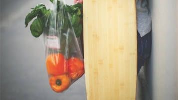Le nombre de sacs plastiques en chute libre