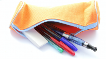 E-cigarette trop accessible