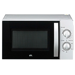 9 fours à micro-ondes: un aide de cuisine, pas un cordon bleu