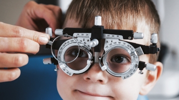 Le boom inquiétant de la myopie chez les enfants