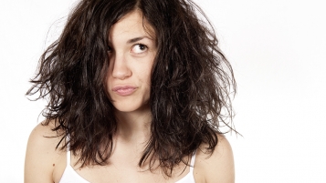 Shampoings pour cheveux secs: gare aux allergènes