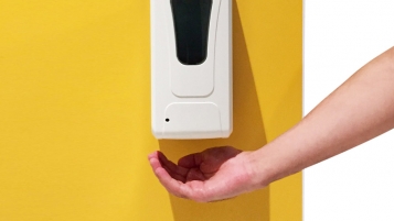 Les solutions hydroalcooliques dans les commerces doivent être étiquetées