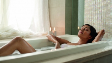 12 huiles de bain et de douche: Deux produits se distinguent
