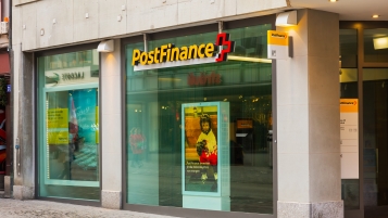 PostFinance fâche ses clients en modifiant ses frais bancaires