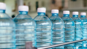 Une seule eau minérale testée contenait des pesticides