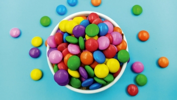 E171 interdit dans les aliments