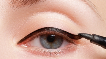 14 eye-liners liquides: Le trait n’est pas toujours propre et net
