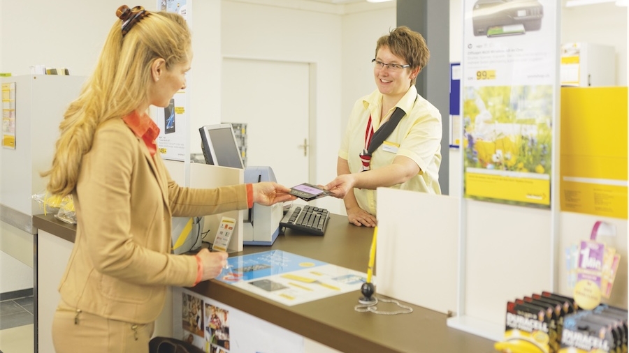 Accélération du démantèlement du service postal