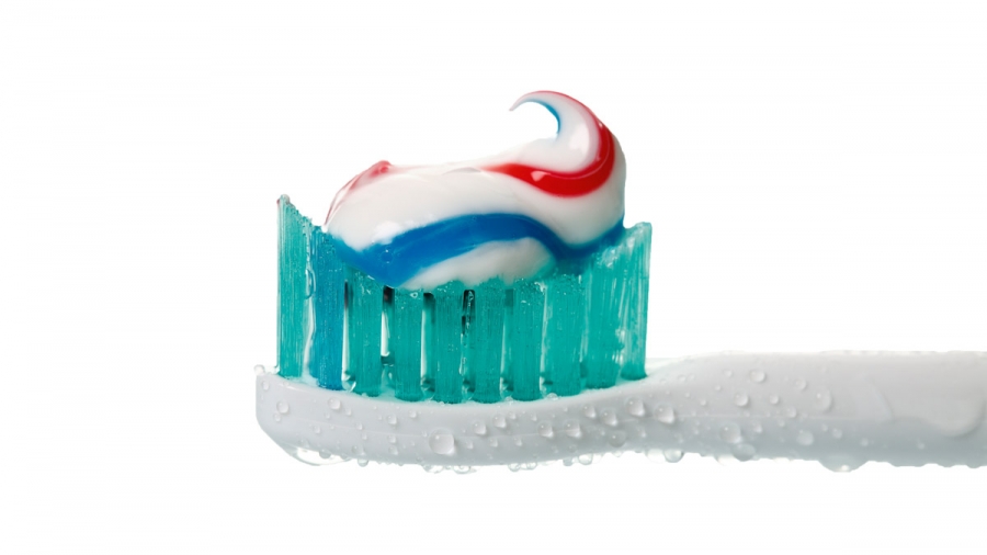 Le dentifrice sans fluor est-il meilleur?